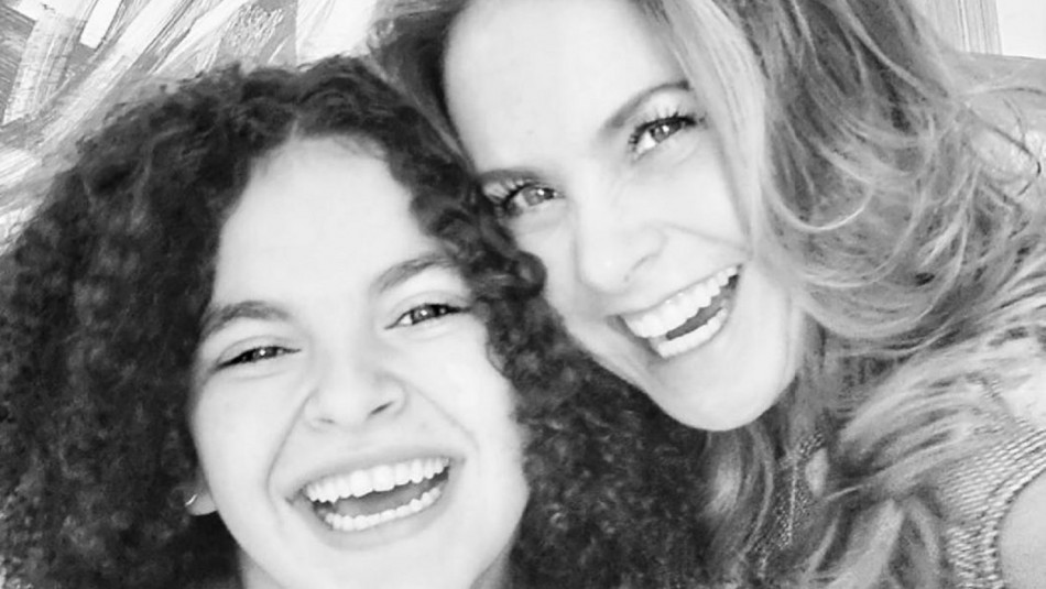 Lucerito y su hija se parecen más de lo que crees: Fotografía es la prueba Lucerito y su hija se parecen más de lo que crees: Fotografía es la prueba