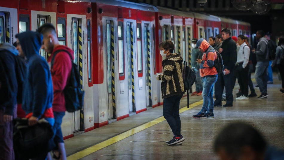 Metro anuncia habilitación de estación Baquedano para combinaciones desde este miércoles Metro anuncia habilitación de estación Baquedano para combinaciones desde este miércoles