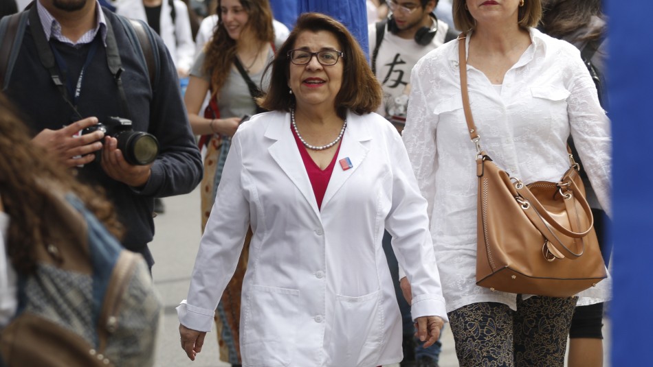 La trastienda del adiós de Rosa Oyarce La trastienda del adiós de Rosa Oyarce