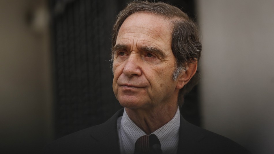 Hernán Larraín Justicia revisa 14 solicitudes de indulto presidencial: 6 son de condenados por delitos de lesa humanidad
