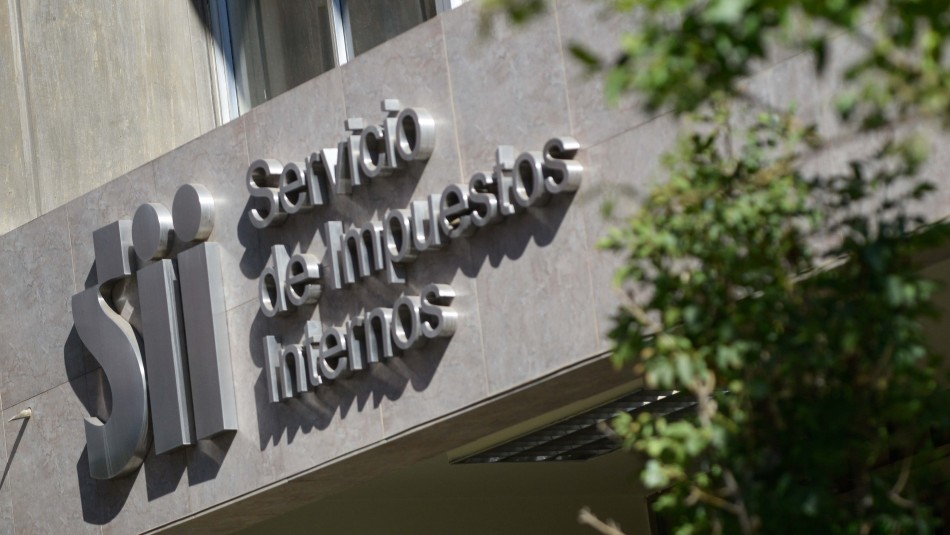 SII anuncia beneficio a contribuyentes SII anuncia la postergación de la primera cuota de contribuciones para empresas y personas
