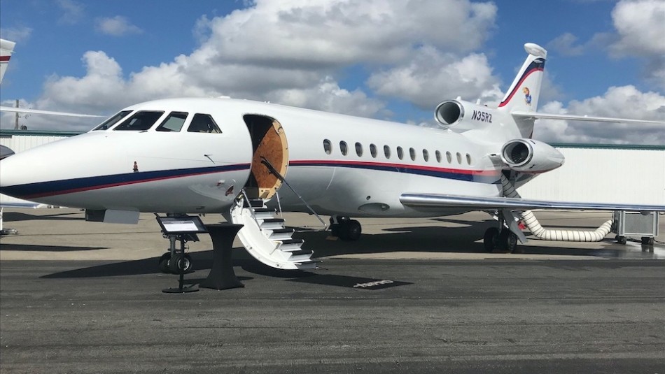 Violaron la cuarentena: Turistas alquilaron un jet privado y tres helicópteros para llegar a Francia Violaron la cuarentena: Turistas alquilaron un jet privado y tres helicópteros para llegar a Francia