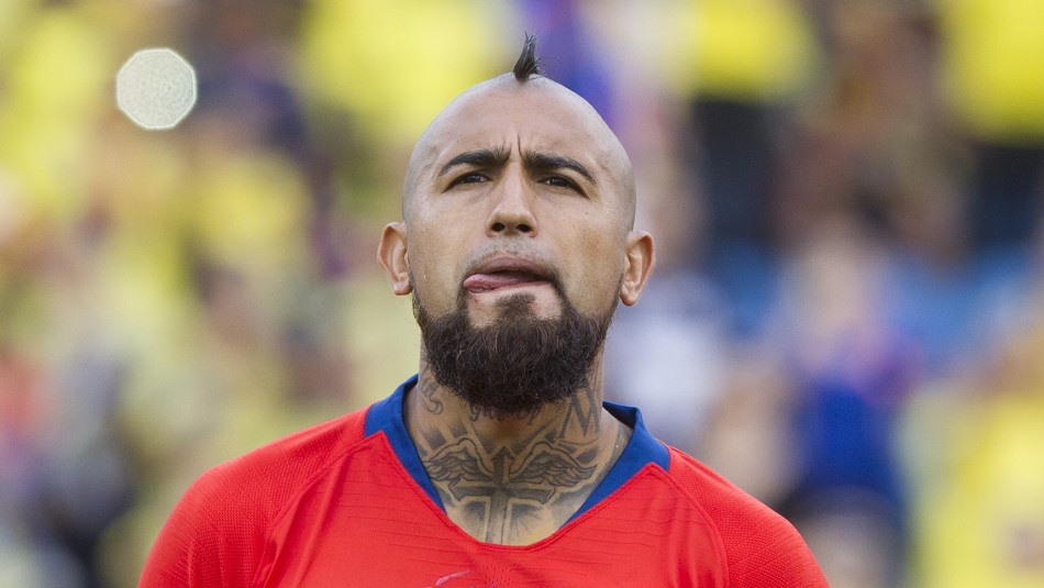 Arturo Vidal Arturo Vidal sorprende posando como un miembro más de La Casa de Papel