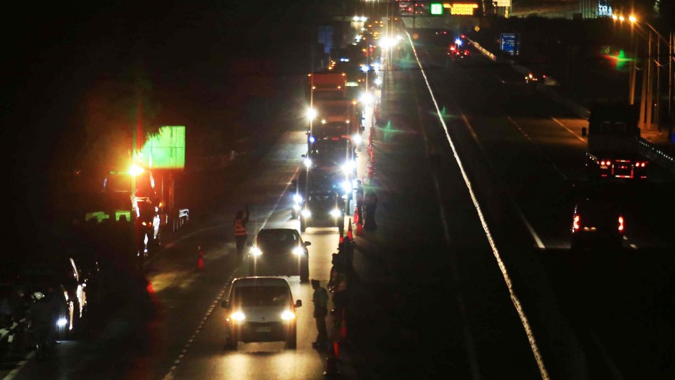 Carabineros realizó balance por vehículos que regresaron a la RM por Semana Santa Balance por Semana Santa: 5.940 vehículos regresaron a la Región Metropolitana