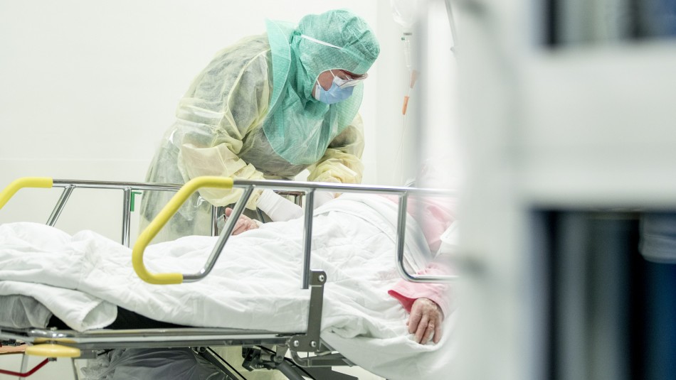 Enrique Paris se refiere a pacientes diagnosticados con COVID-19 Enrique Paris por pacientes diagnosticados con COVID-19: