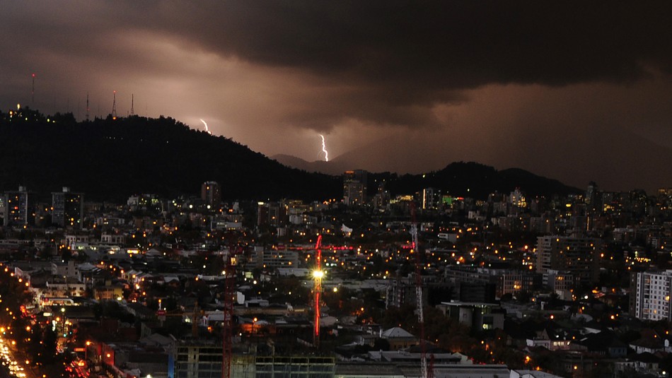 Imagen referencial Onemi declara Alerta Temprana Preventiva para la Región Metropolitana por evento meteorológico