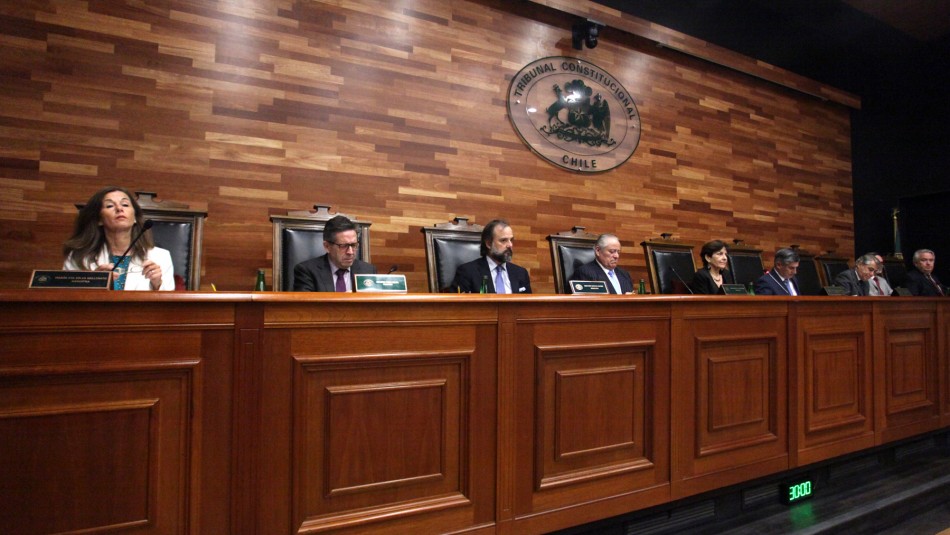 Diputados de Chile Vamos retiran requerimiento al TC por proyecto de indulto conmutativo: Presentarán proyecto Diputados de Chile Vamos retiran requerimiento al TC por proyecto de indulto conmutativo: Presentarán proyecto