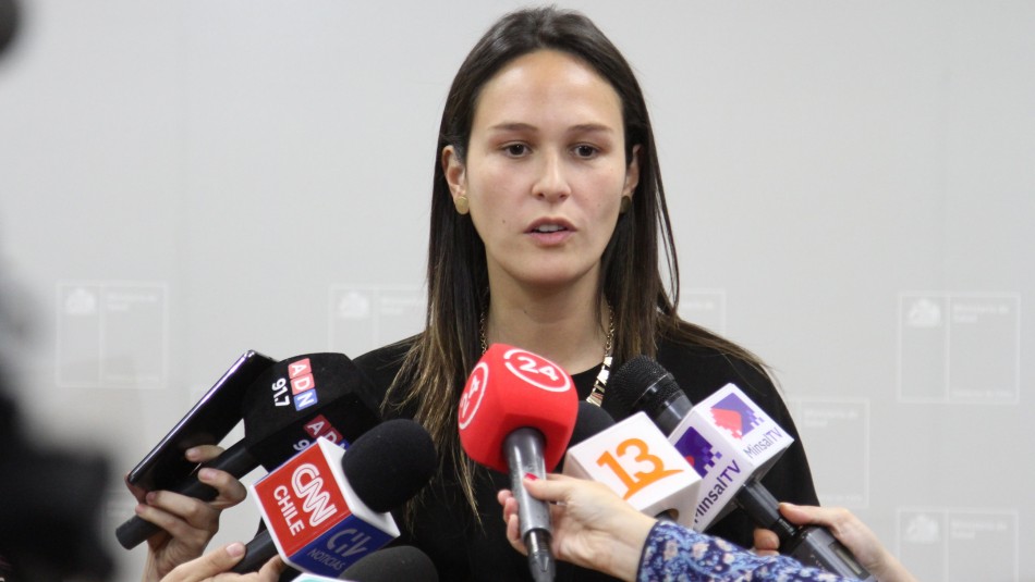 Gobierno nombra a Paula Labra como nueva seremi de Salud Metropolitana tras salida de Rosa Oyarce Gobierno nombra a Paula Labra como nueva seremi de Salud Metropolitana tras salida de Rosa Oyarce