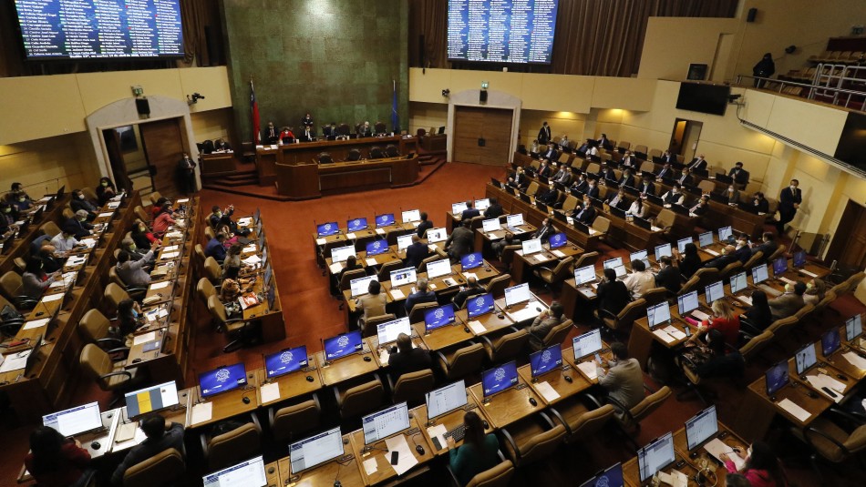 Congreso Dipres solicita al Congreso recortar sus gastos por casi $3 mil millones por pandemia de coronavirus