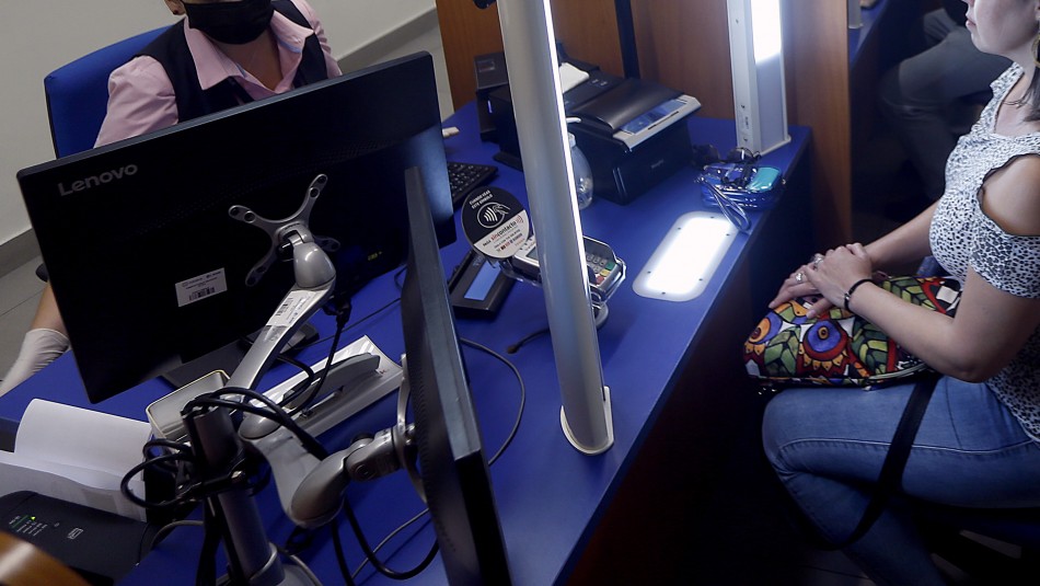 Imagen referencial Retorno de funcionarios públicos: Consejo Asesor COVID-19 y Colegio Médico no fueron consultados