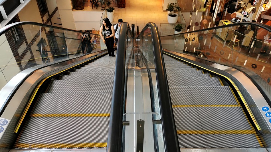 Mall en Quilpué reabre sus puertas en medio de pandemia por COVID-19 Mall de Quilpué reabrió sus puertas en medio de la pandemia por COVID-19