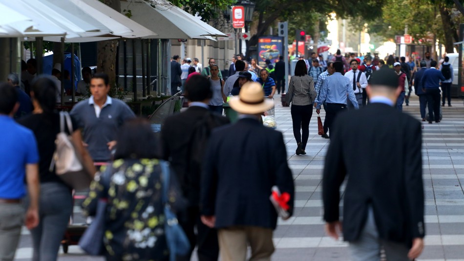 Banco Central entrega cifras por endeudamiento en hogares Banco Central informa que endeudamiento en hogares llegó a un 74,5% de sus ingresos