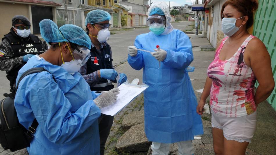 Casos de coronavirus en Ecuador se duplican y superan los 22 mil contagios Casos de coronavirus en Ecuador se duplican y superan los 22 mil contagios