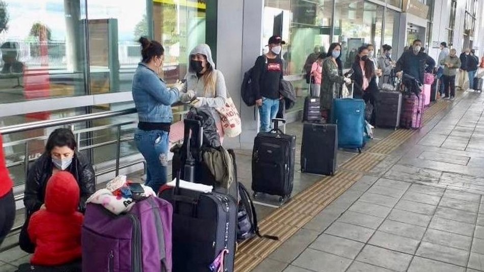 Cancillería confirma vuelo desde Colombia con 179 chilenos y residentes extranjeros varados Cancillería confirma vuelo desde Colombia con 179 chilenos y residentes extranjeros varados