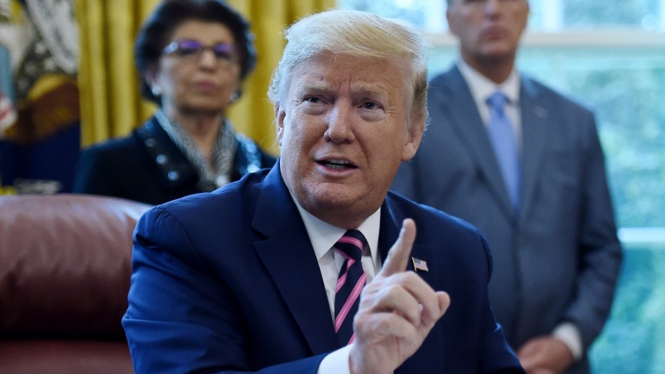 Trump promulgó el nuevo paquete de ayuda por USD 483.000 millones para enfrentar el coronavirus Trump promulgó el nuevo paquete de ayuda por USD 483.000 millones para enfrentar el coronavirus