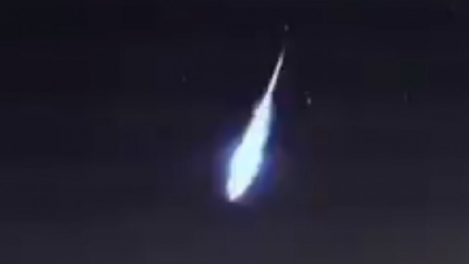 Meteorito cae en ciudad de Brasil Meteorito cayó en una ciudad de Brasil: Usuarios de redes sociales captaron registros