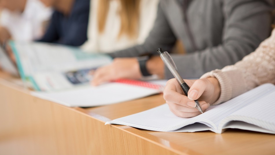 Becas de perfeccionamiento para técnicos en el extranjero: Extienden plazo de postulación Becas para técnicos y profesionales