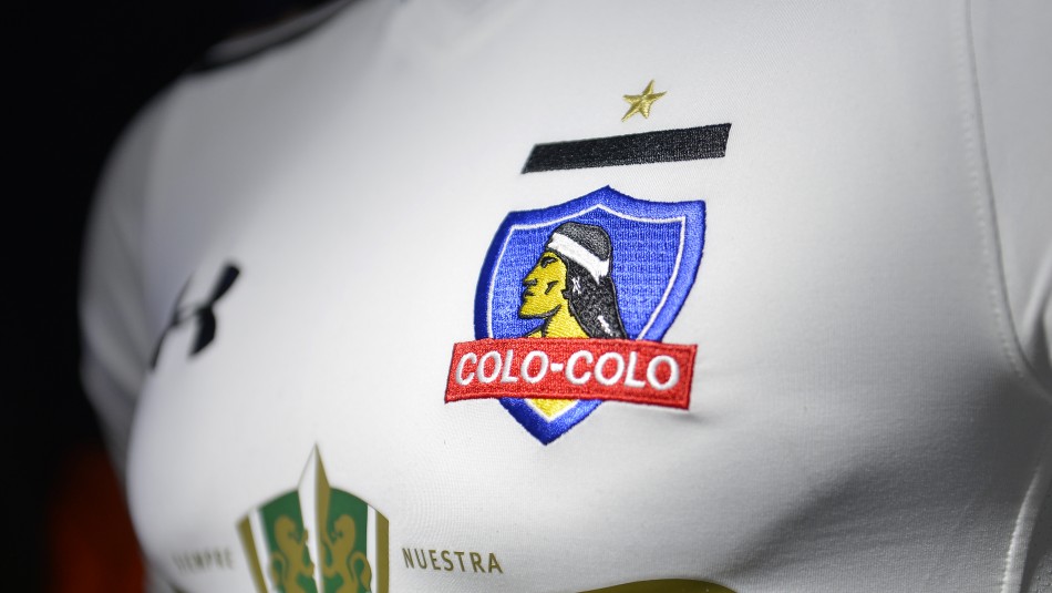 Colo Colo Escudo de Colo Colo en competencia.