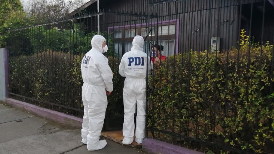 Hombre es encontrado muerto en pieza que arrendaba: Aplican protocolos de aislamiento por seguridad Hombre es encontrado muerto en pieza que arrendaba: Aplican protocolos de aislamiento por seguridad