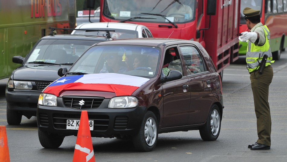 Imagen referencial. Restricción vehicular comienza este lunes: Conoce el calendario según tu patente