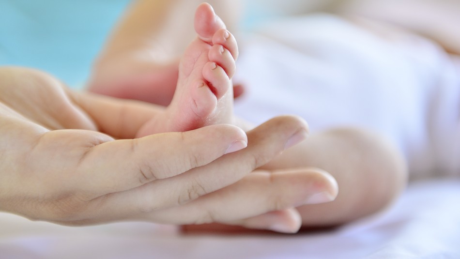 Imagen referencial Postnatal de Emergencia: Cámara despacha proyecto que extiende permiso debido a la pandemia