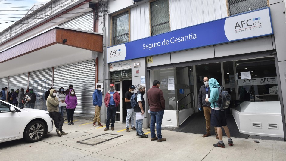despidos empleo chile coronavirus Abril registró más de 238 mil despidos: RM, Biobío y Valparaíso las regiones más afectadas