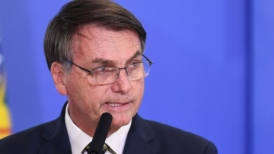 Bolsonaro anuncia nuevo protocolo para uso de cloroquina en pacientes con coronavirus Bolsonaro anuncia nuevo protocolo para uso de cloroquina en pacientes con coronavirus