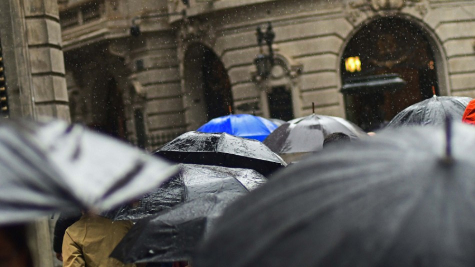 Imagen referencial Santiago con algo de lluvia por la tarde: Revisa el pronóstico del tiempo