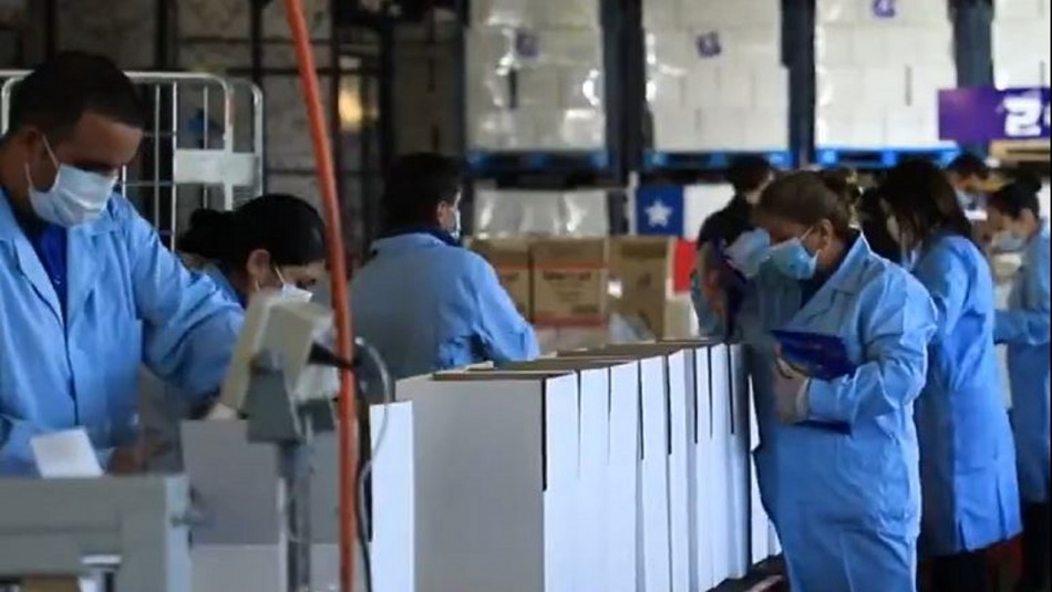 cajas alimentos reparto Canasta familiar covid-19: Este viernes comienza entrega en Santiago, Quinta Normal y Estación Central