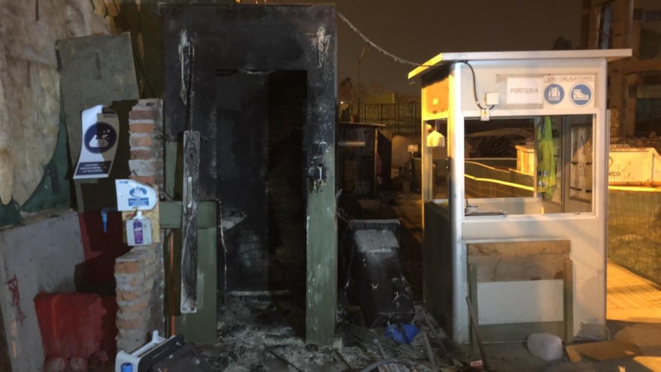 Incidentes en El Bosque: Barricadas y destrozos en extensión de la Línea 2 del Metro Incidentes en El Bosque: Barricadas y destrozos en extensión de la Línea 2 del Metro