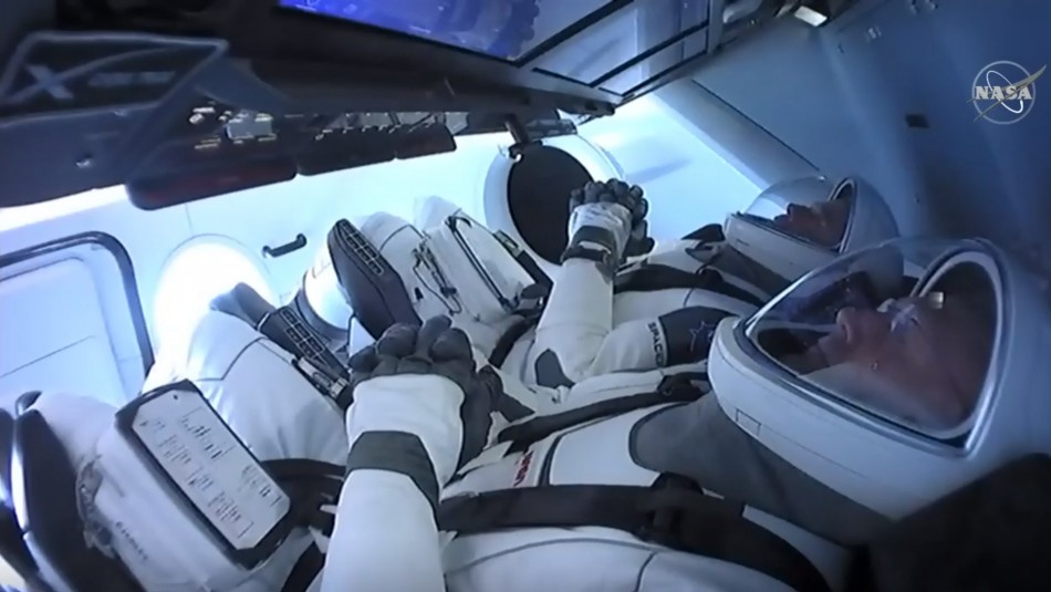 Nave Crew Dragon de SpaceX Cápsula de SpaceX se acopló este domingo a la Estación Espacial Internacional