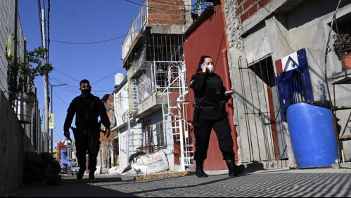 Secuestran a madre e hija para obligarlas a trabajar en restaurante ilegal de Argentina