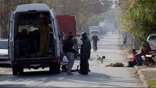 Denuncian que hombre contagiado con coronavirus habría fallecido en plena calle en Lo Espejo