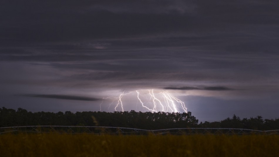 Meteorología emite aviso por probables tormentas eléctricas desde Coquimbo al Biobío Meteorología emite aviso por probables tormentas eléctricas desde Coquimbo al Biobío