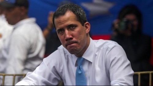 Canciller de Venezuela asegura que Guaidó está en la embajada de Francia en Caracas