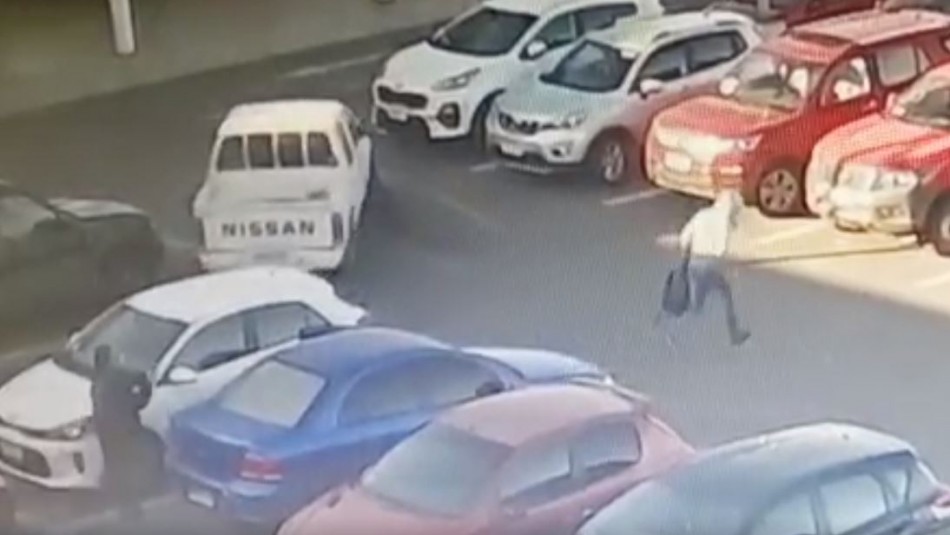 Baleo La Serena Video capta el momento en que carabinero (r) balea mortalmente a sujeto que intentó robarle
