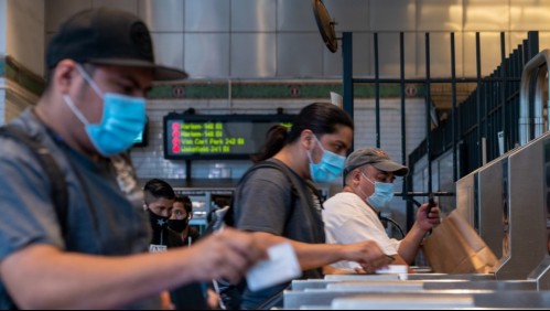 Nueva York comienza a reabrir ante alerta de la OMS de que coronavirus empeora en el mundo