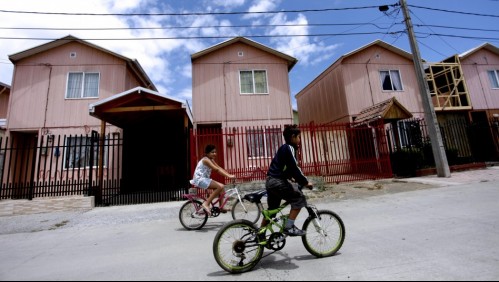 'Pequeños Condominios': Minvu presenta subsidio grupal para acceder a viviendas