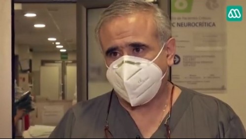 'Si ocurre lo peor, aquí vamos a estar': Doctor Ugarte se quiebra al hablar de su labor combatiendo el coronavirus