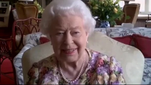 La reina Isabel II participa en su primera videollamada a los 94 años