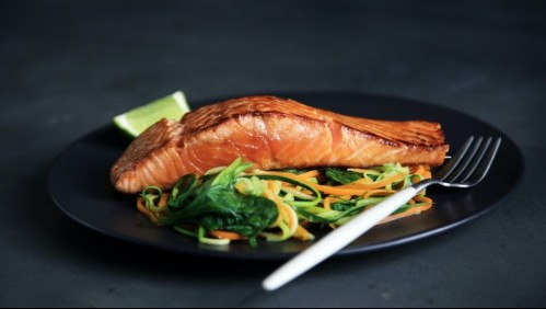 ¿Las mujeres embarazadas pueden comer salmón ahumado?