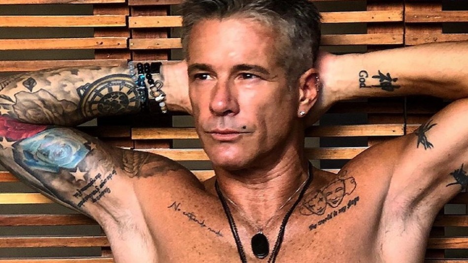 Fernando Carrillo se desnuda en Instagram y responde a seguidora que cuestionó su orientación sexual Fernando Carrillo se desnuda en Instagram y responde a seguidora que cuestionó su orientación sexual
