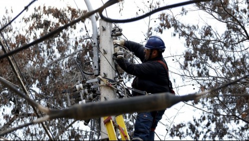 Revisa el mapa de las comunas sin suministro eléctrico en la Región Metropolitana