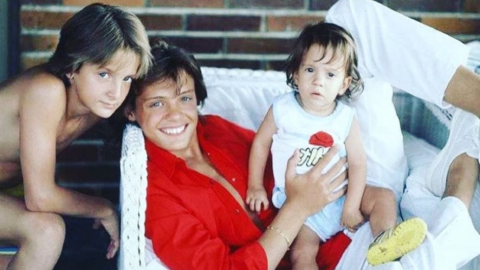 ¿Quién es el desconocido hermano menor de Luis Miguel? Se llama Sergio Gallego Basteri y vive en el anonimato ¿Quién es el desconocido hermano menor de Luis Miguel? Se llama Sergio Gallego Basteri y vive en el anonimato