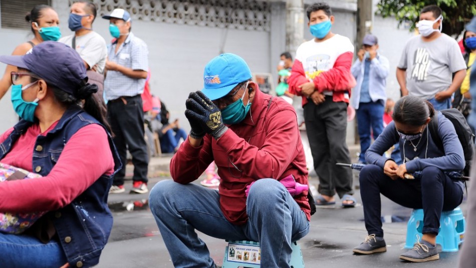 Perú reabrirá centros comerciales mientras los casos de coronavirus superan los 230.000 Perú reabrirá centros comerciales mientras los casos de coronavirus superan los 230.000