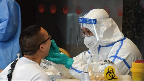 China vuelve a reportar nuevos casos y refuerza medidas por temor a segunda ola de infecciones