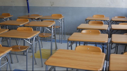 Profesores a Paris: 'No vamos a volver a clases si no hay garantía plena de salud'