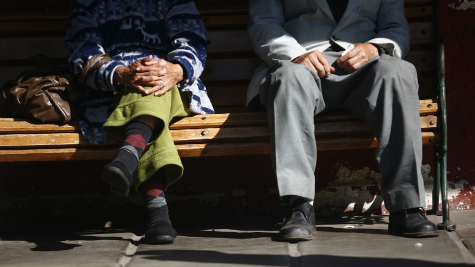 Aumentan casos y consultas de maltrato contra personas mayores durante la pandemia Aumentan casos y consultas de maltrato contra personas mayores durante la pandemia