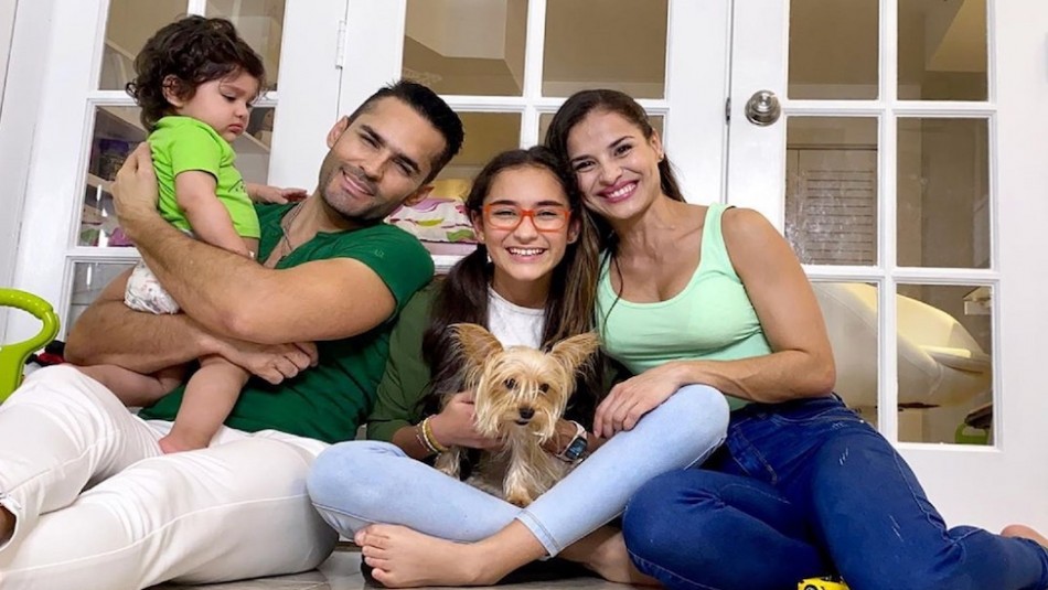 El protagonista de Sin Senos no hay Paraíso publica foto de su esposa amamantando a su hijo y en redes lo critican El protagonista de Sin Senos no hay Paraíso publica foto de su esposa amamantando a su hijo y en redes lo critican