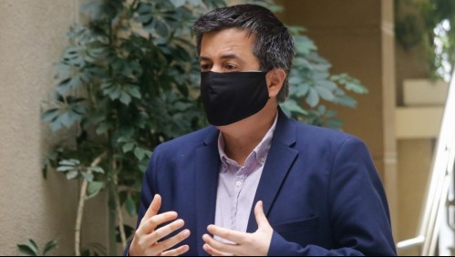 Celis por idea de trasladar pacientes a Argentina: 'Estamos hablando de un minuto en que el país no dé más'